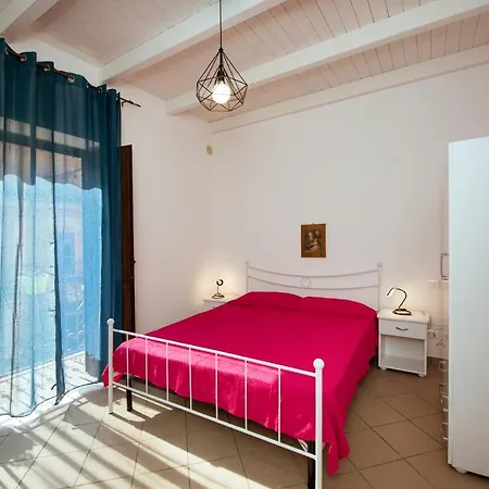 Simona Bed & Breakfast *